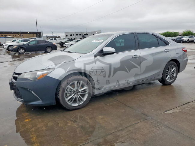 Toyota Camry LE 2.5L  4 2017