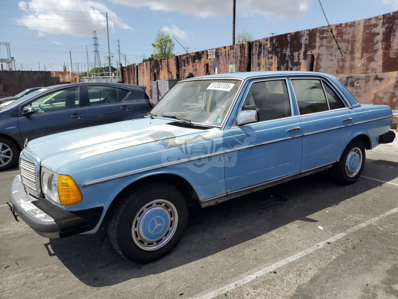 Mercedes-Benz 240 D 2.4L  4 1981