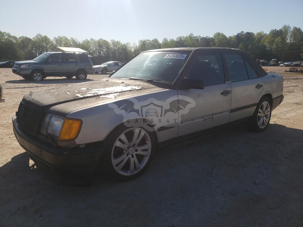 Mercedes-Benz 300 E 3.0L 6 1988