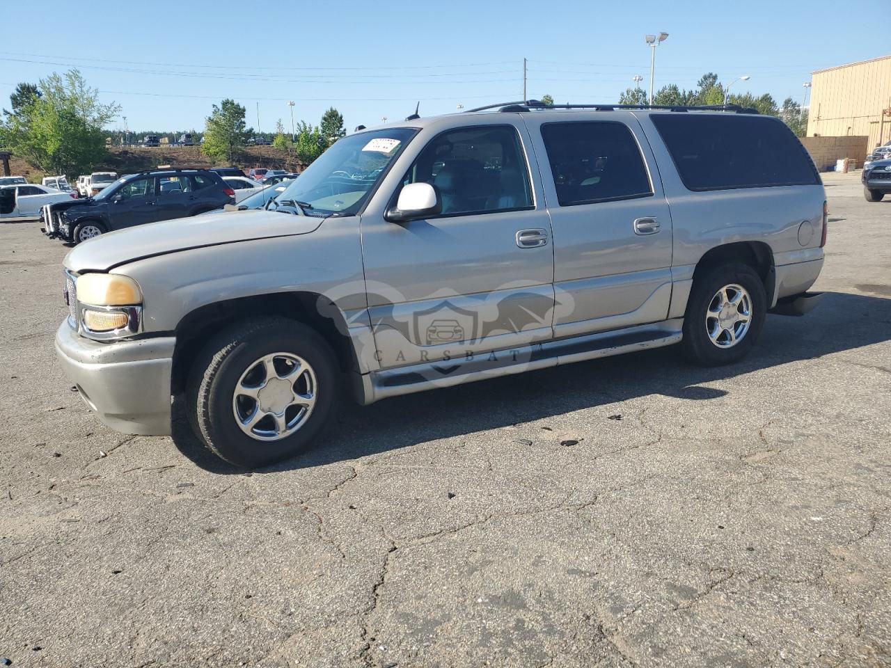 GMC Yukon DENALI 6.0L  8 2004