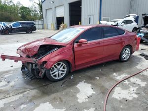 Ford Fusion SE 2.5L 4 2014