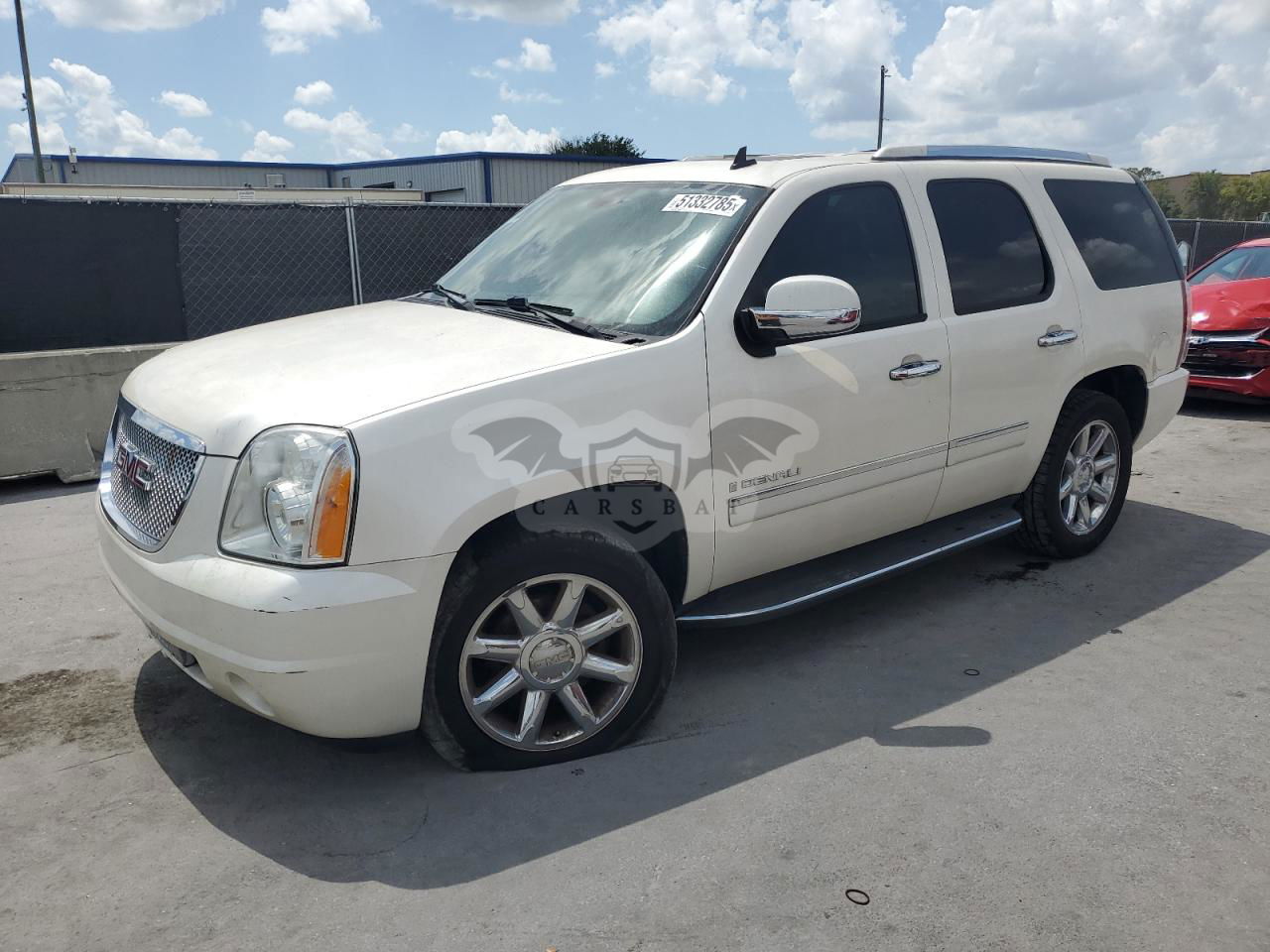GMC Yukon DENALI 6.2L  8 2009