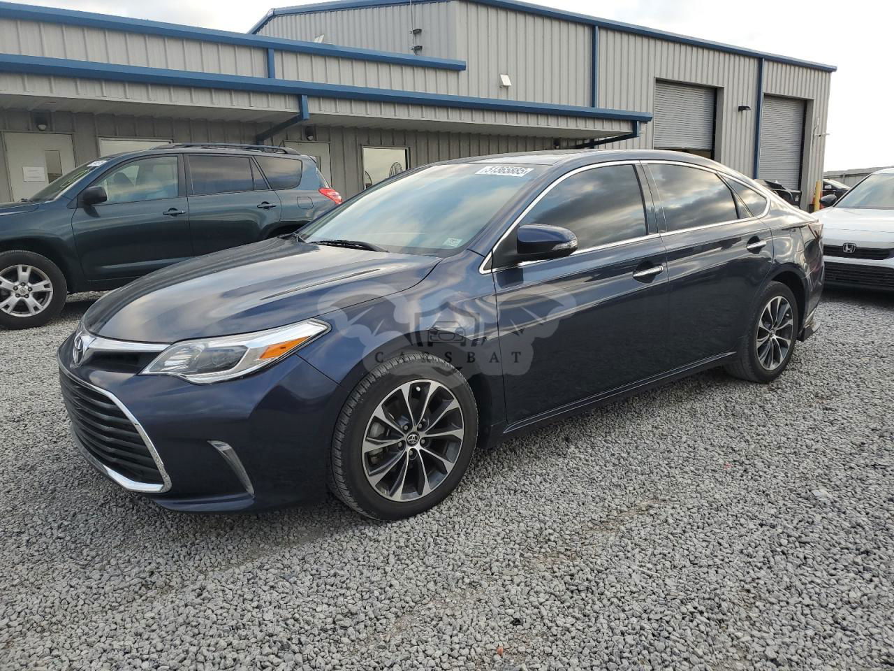 Toyota Avalon XLE 3.5L  6 2016