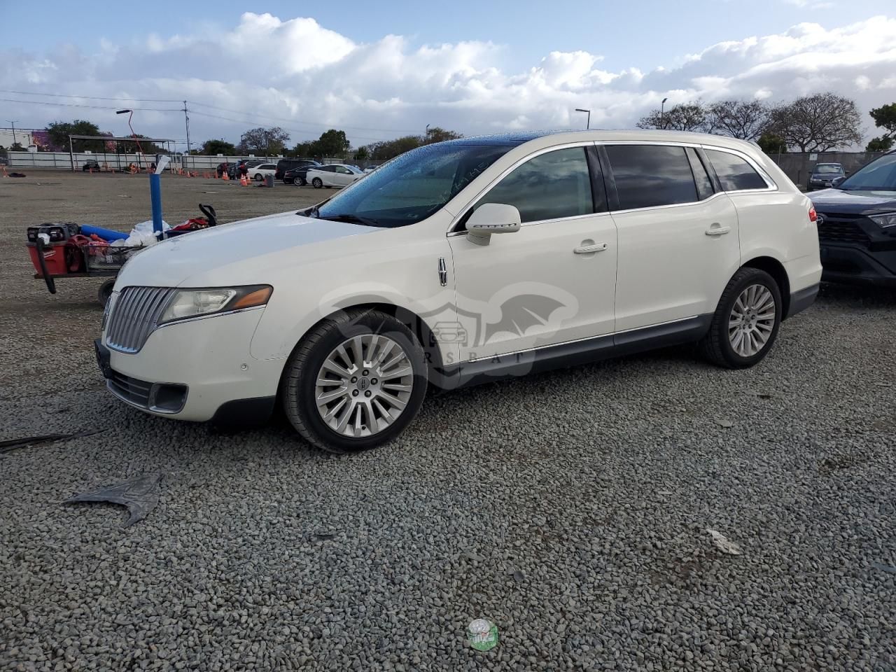 Lincoln MKT 3.5L 6 2012