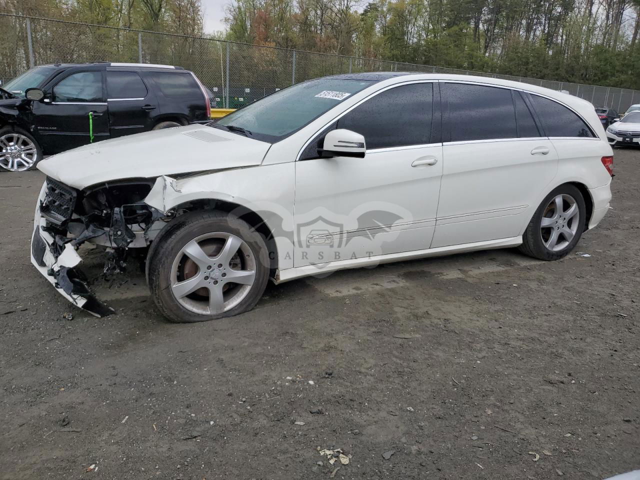 Mercedes-Benz R 350 4MATIC 3.5L  6 2011