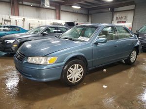 Toyota Camry CE 2.2L 4 2000