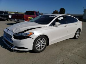 Ford Fusion SE 2.5L 4 2015