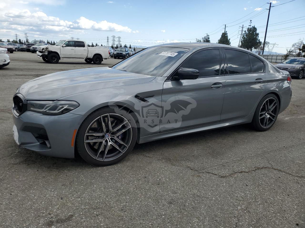 BMW M5 4.4L  8 2023
