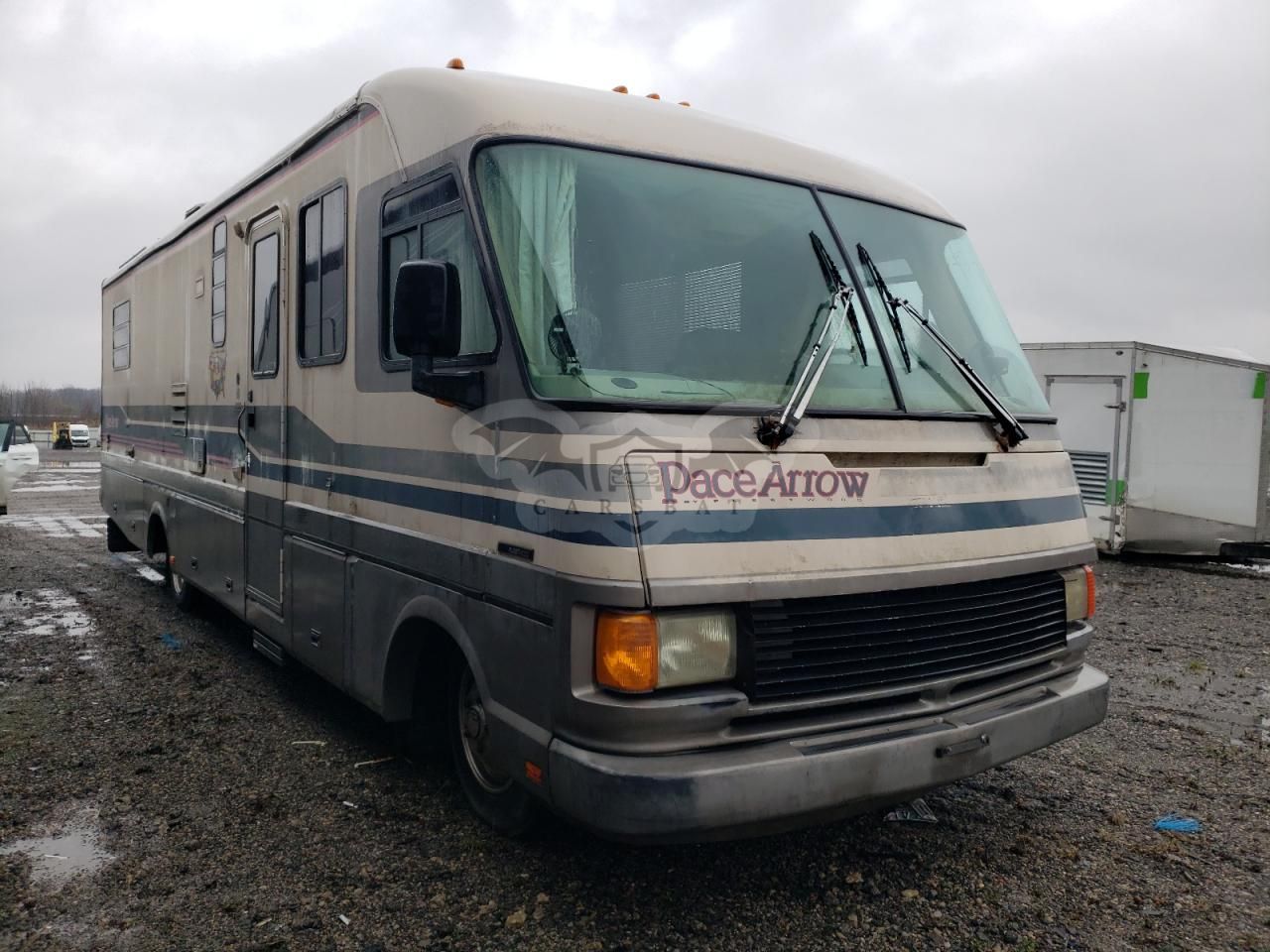 Chevrolet P30 7.4L 8 1992