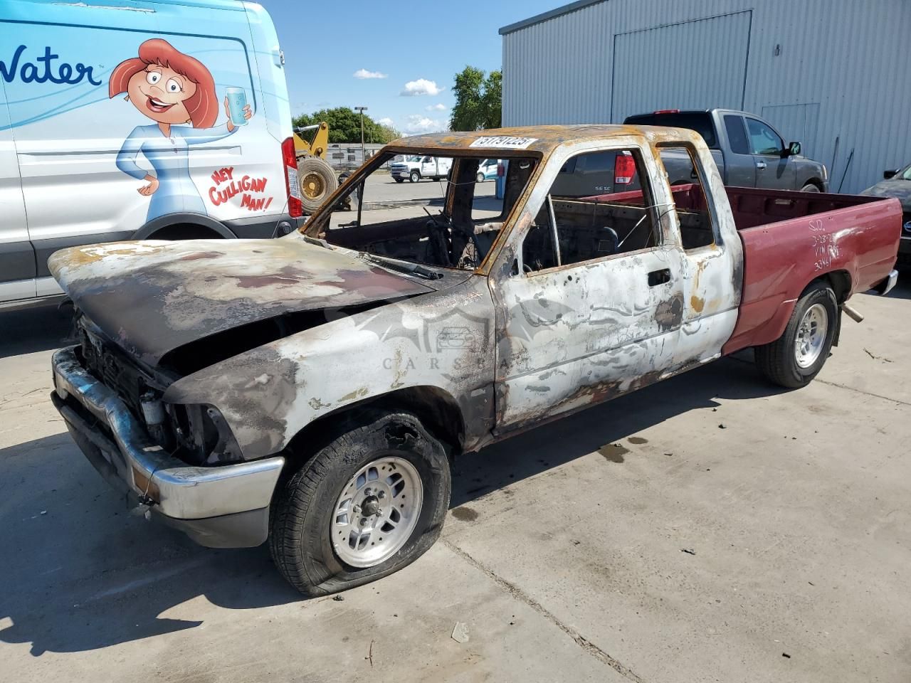 Toyota Hilux 1/2 TON EXTRA LONG WHEELBASE 2.4L 4 1995