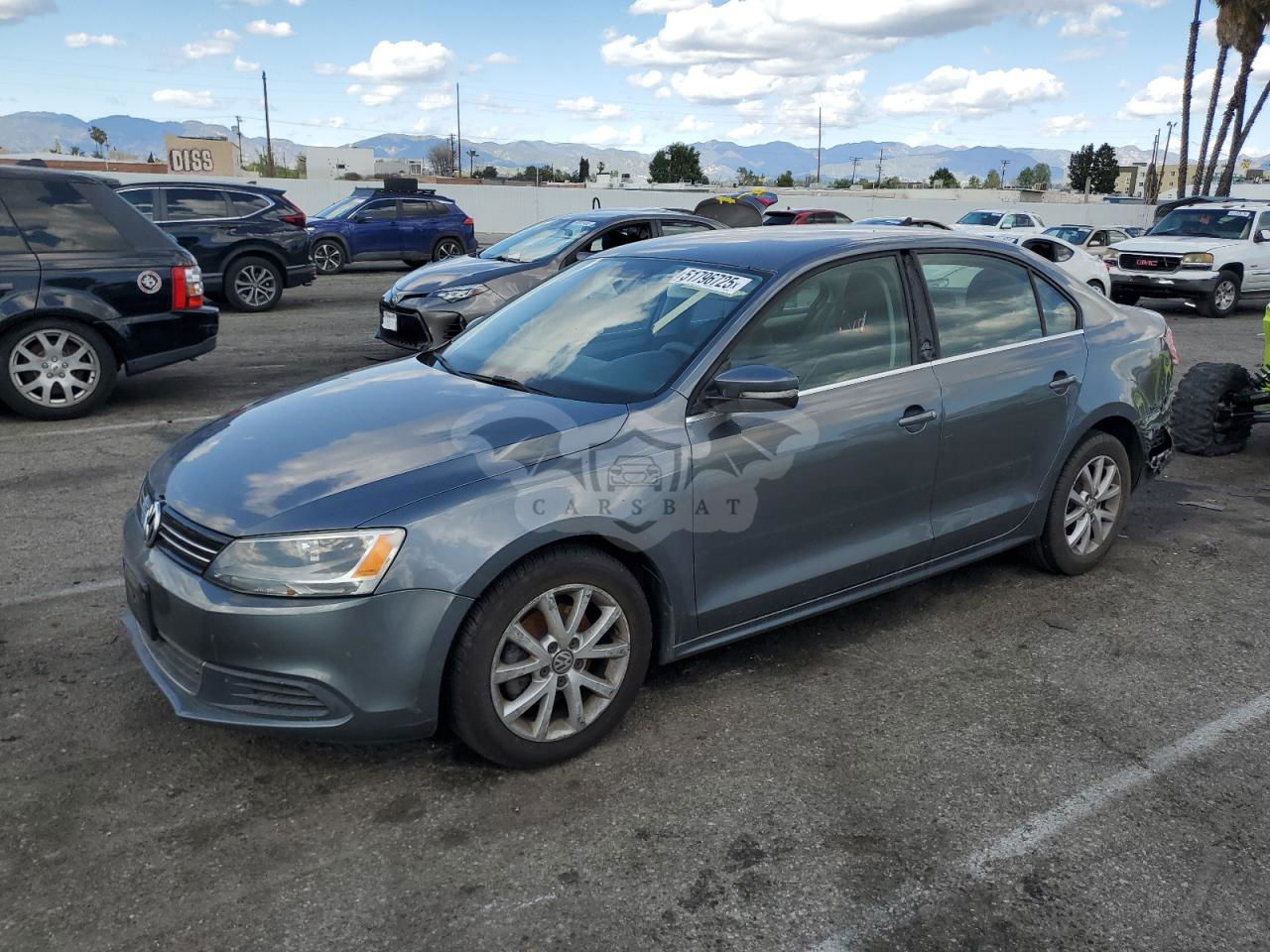 Volkswagen Jetta SE 2.5L  5 2013