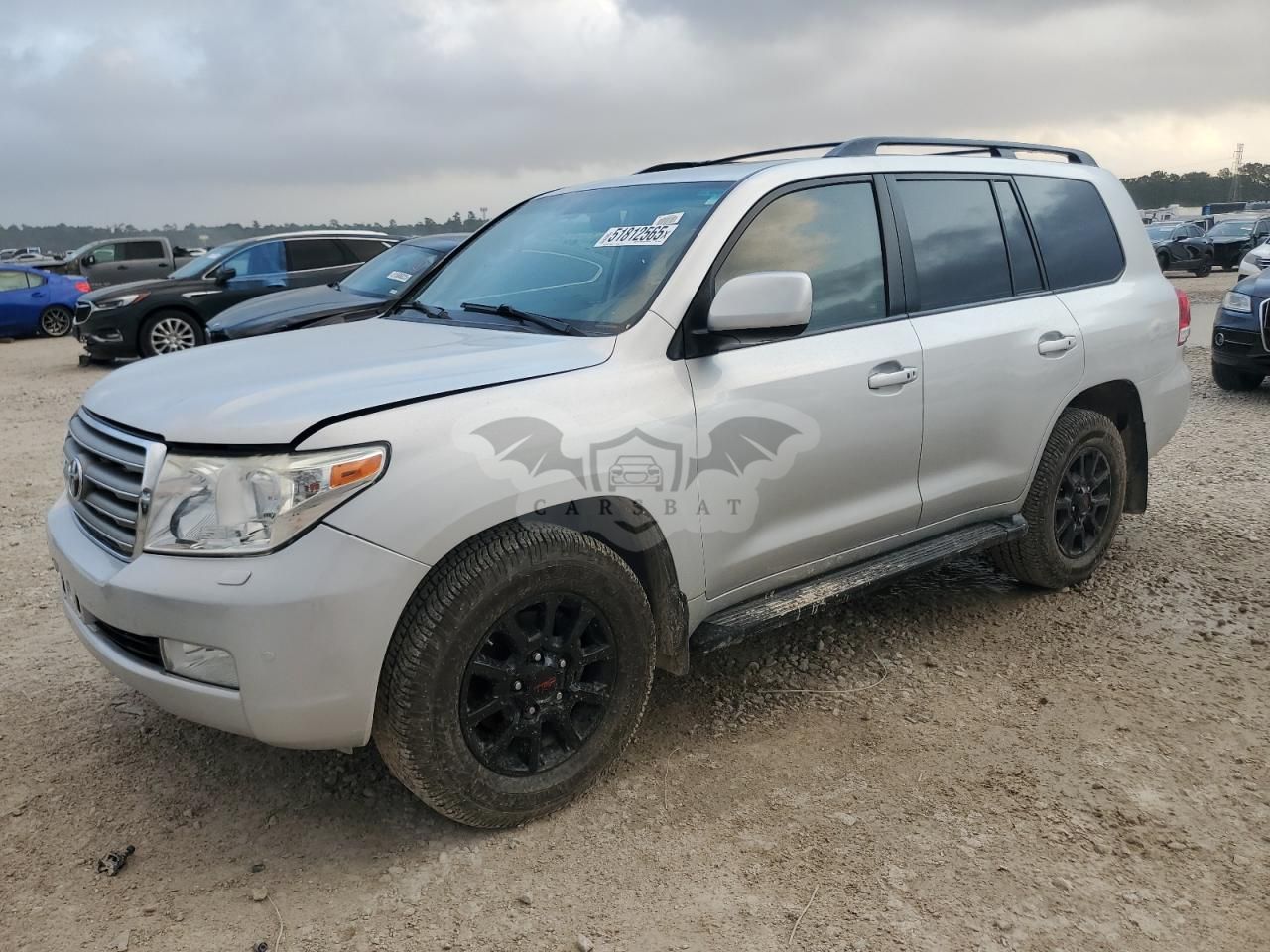 Toyota Land Cruiser 5.7L 8 2011