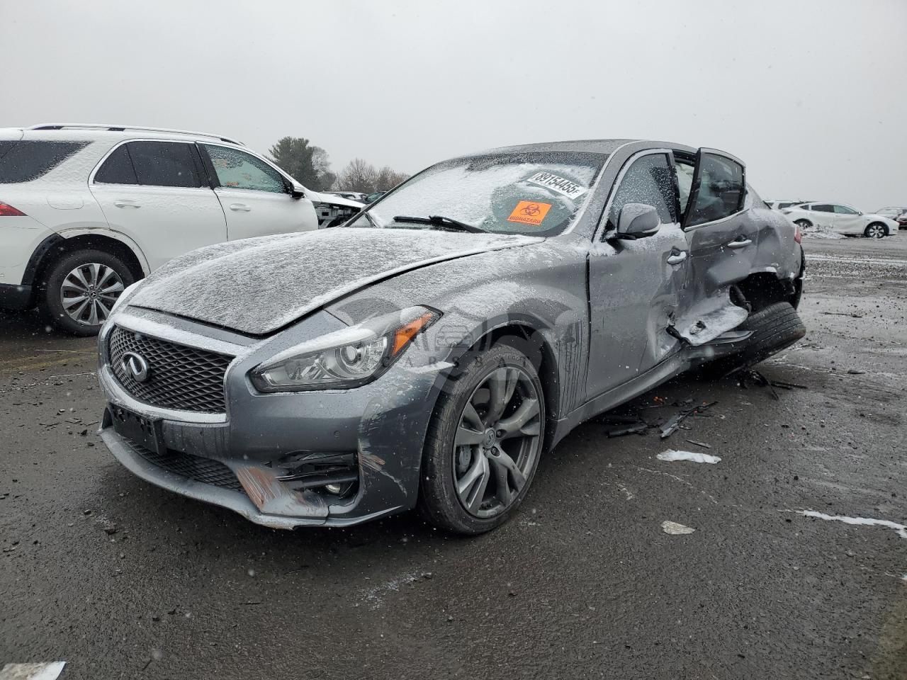 Infiniti Q70 3.7 3.7L 6 2015