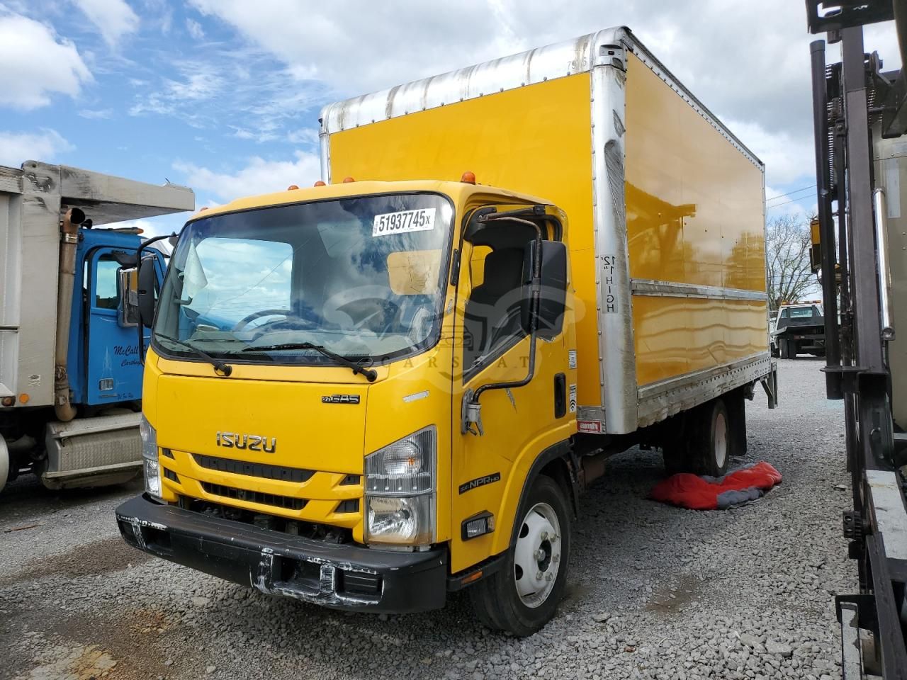 Isuzu NPR 6.6L 8 2021