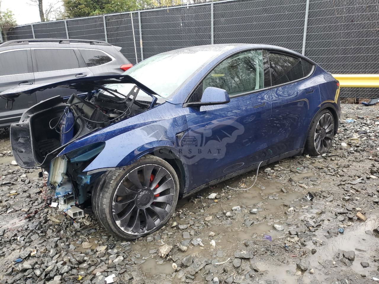 Tesla Model Y 2024