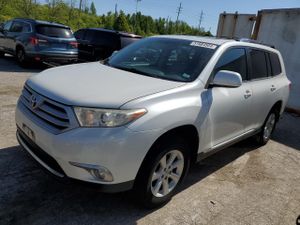 Toyota Highlander BASE 3.5L 6 2011