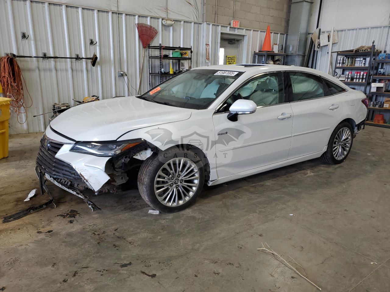 Toyota Avalon LIMITED 2.5L  4 2020