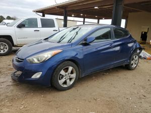 Hyundai Elantra GLS 1.8L 4 2013