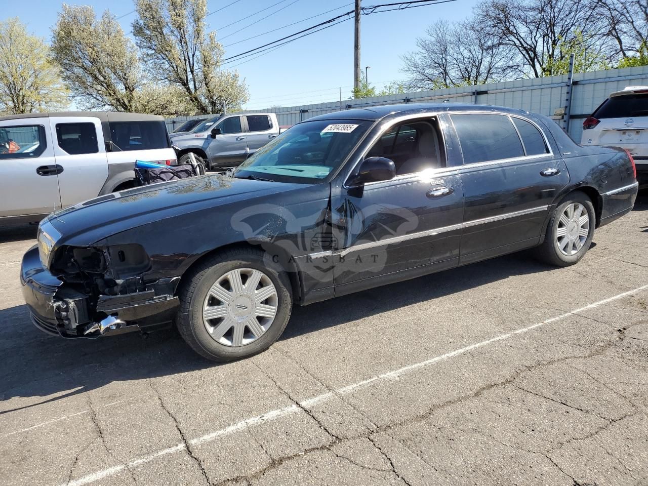 Lincoln Town Car ULTIMATE LONG WHEELBASE 4.6L 8 2004