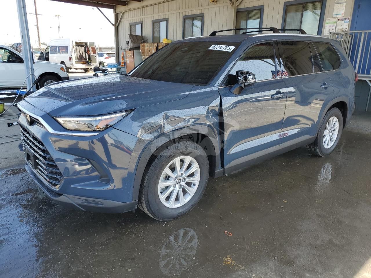 Toyota Grand Highlander XLE 2.4L 4 2024