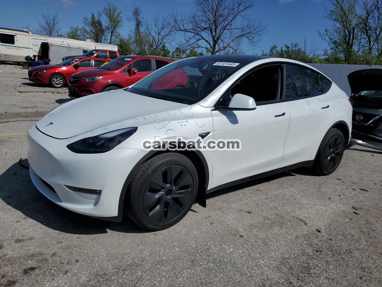 Tesla Model Y 2025