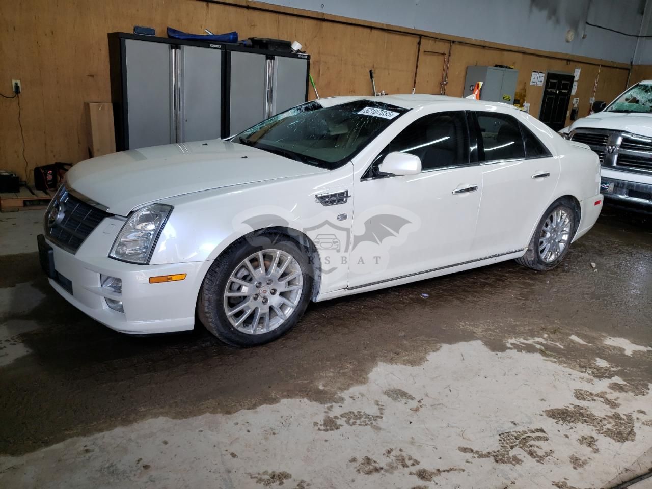 Cadillac STS LUXURY PERFORMANCE 3.6L 6 2011