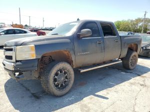 Chevrolet Silverado 1500 C1500 LT 5.3L 8 2011