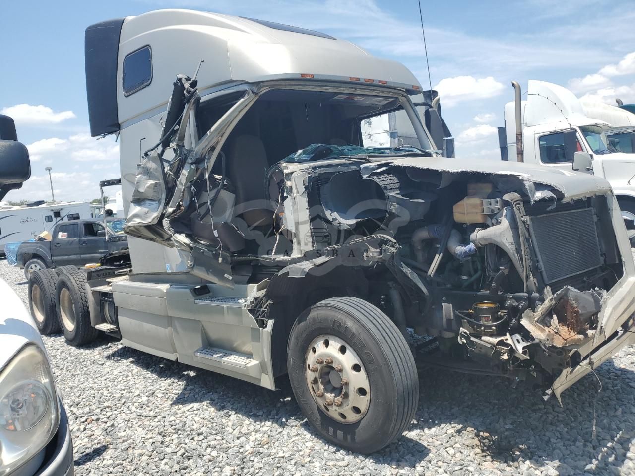 Volvo VNL VNL 12.8L 6 2015