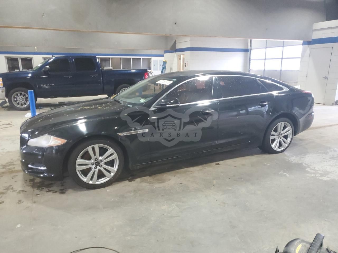 Jaguar XJ 5.0L 8 2011