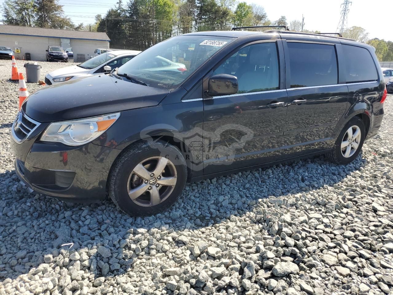 Volkswagen Routan SEL 3.6L 6 2011