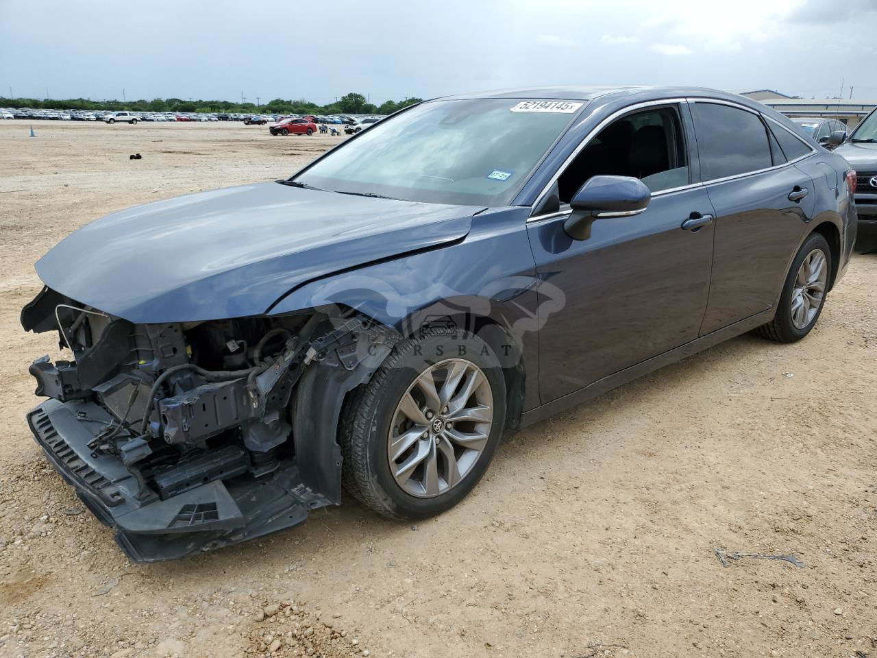 Toyota Avalon XLE 3.5L  6 2019