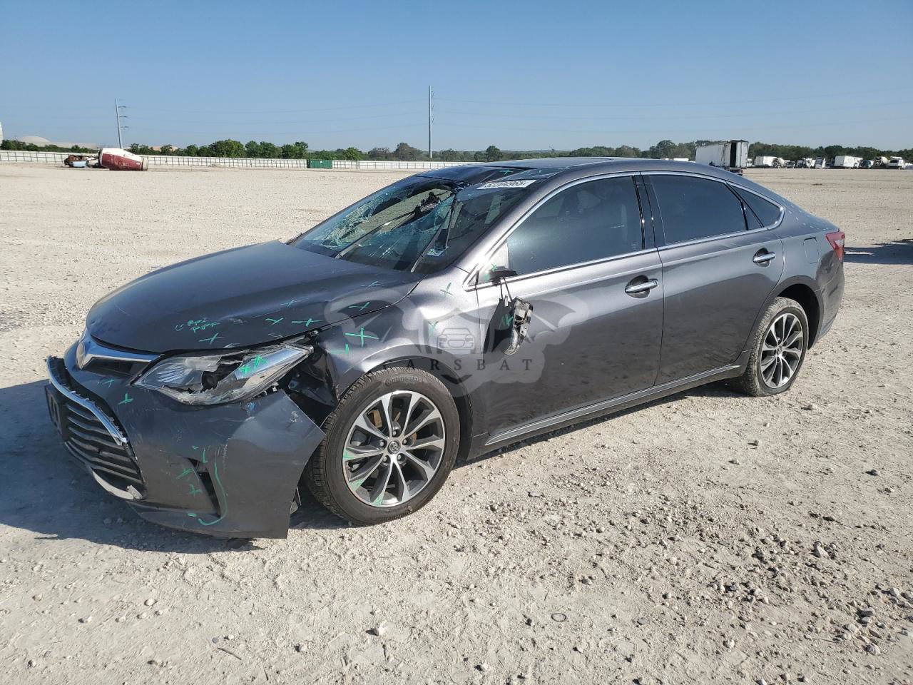 Toyota Avalon XLE 3.5L  6 2018