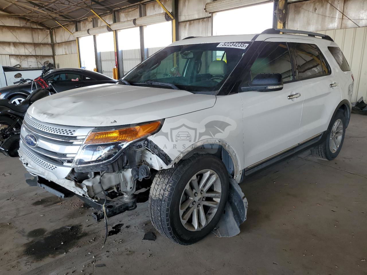 Ford Explorer XLT 3.5L  6 2013