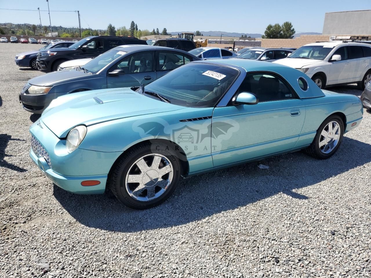 Ford Thunderbird 3.9L 8 2002