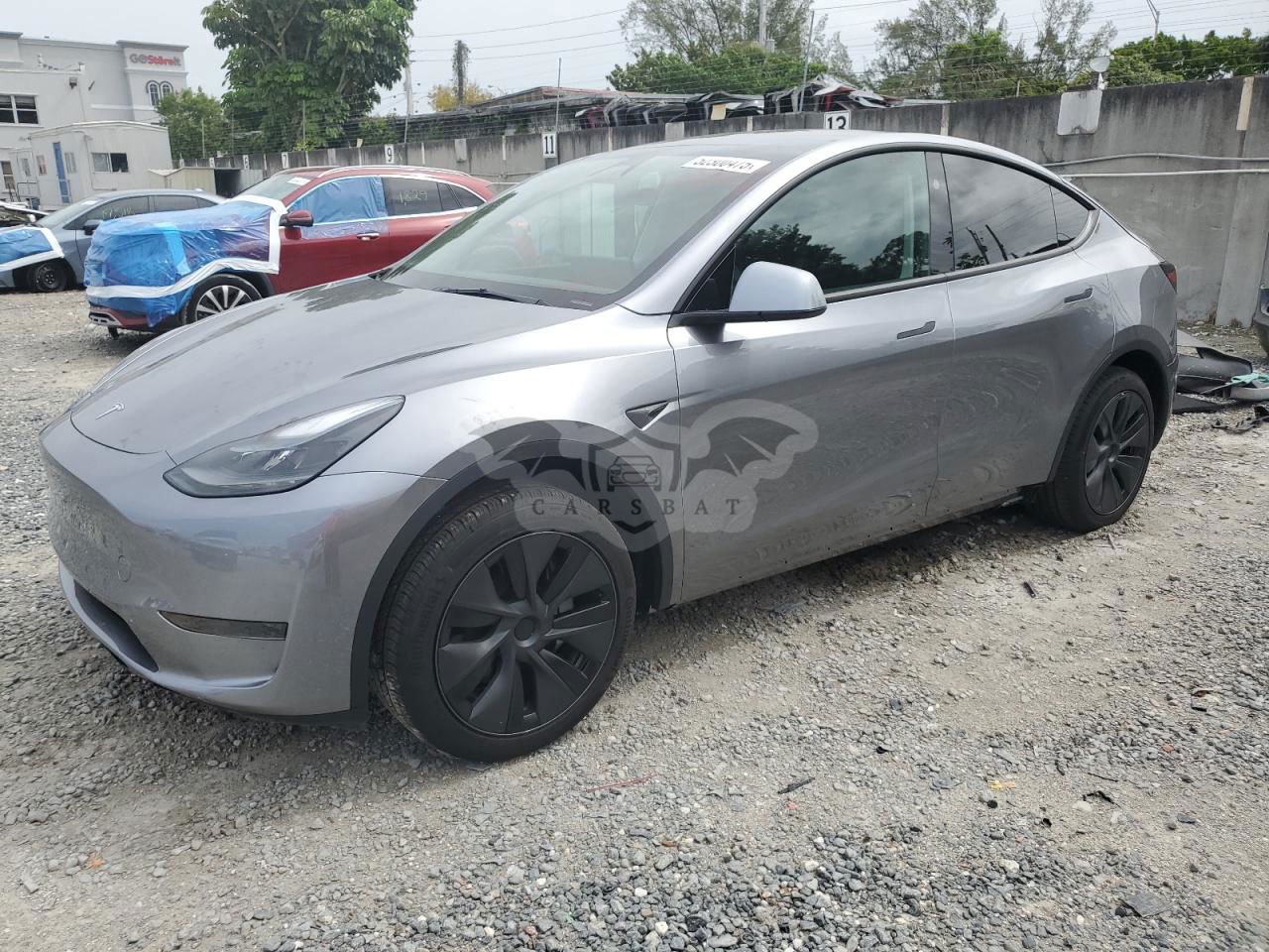 Tesla Model Y 2025