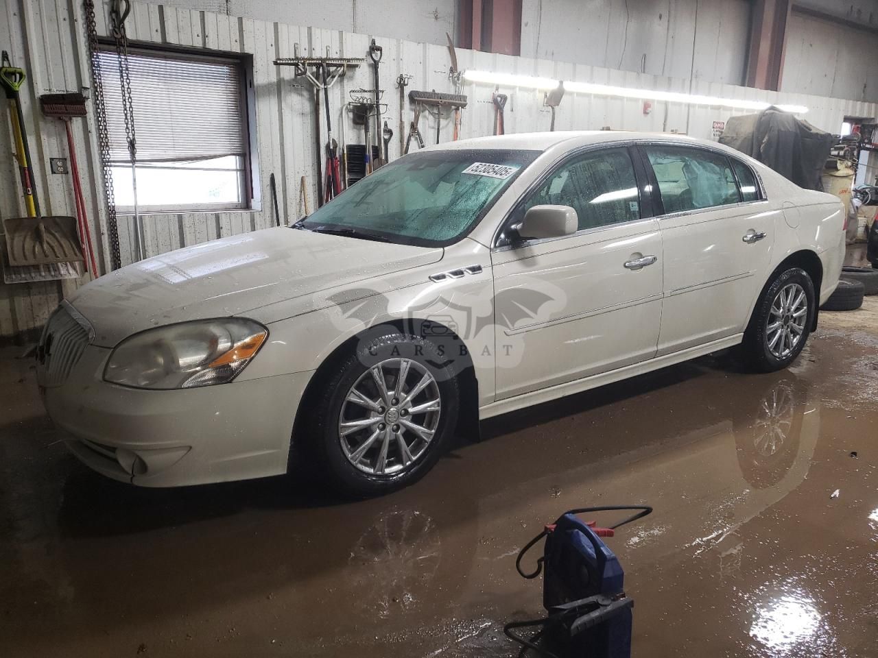 Buick Lucerne CXL 3.9L 6 2011