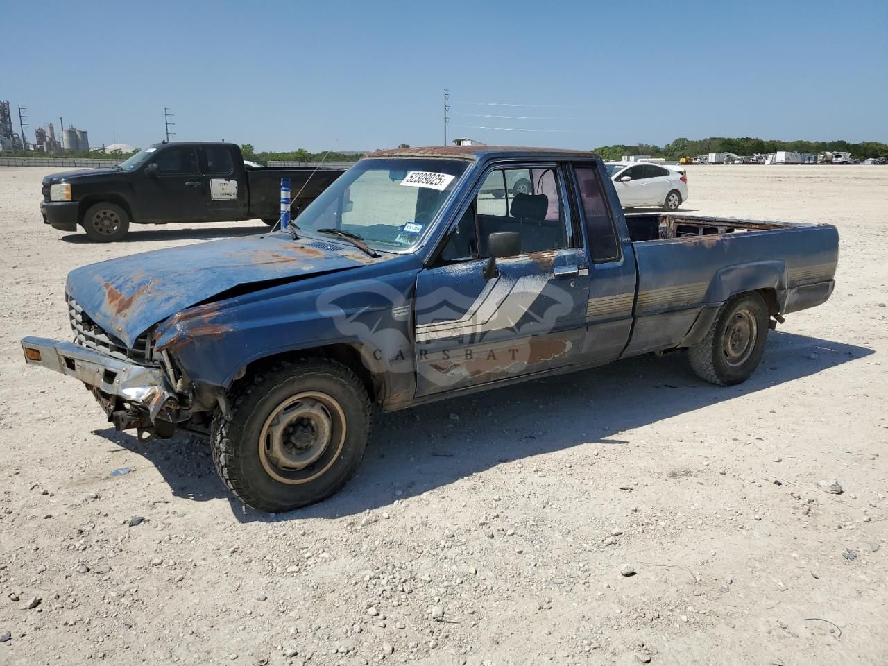 Toyota Hilux XTRACAB RN70 DLX 2.4L 4 1986