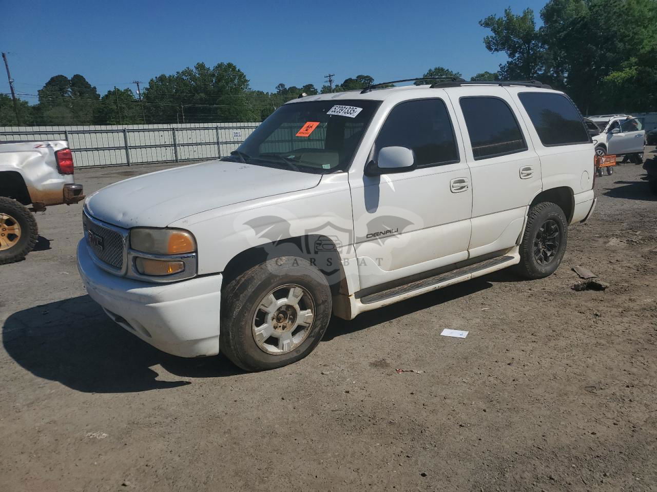 GMC Yukon DENALI 6.0L  8 2004
