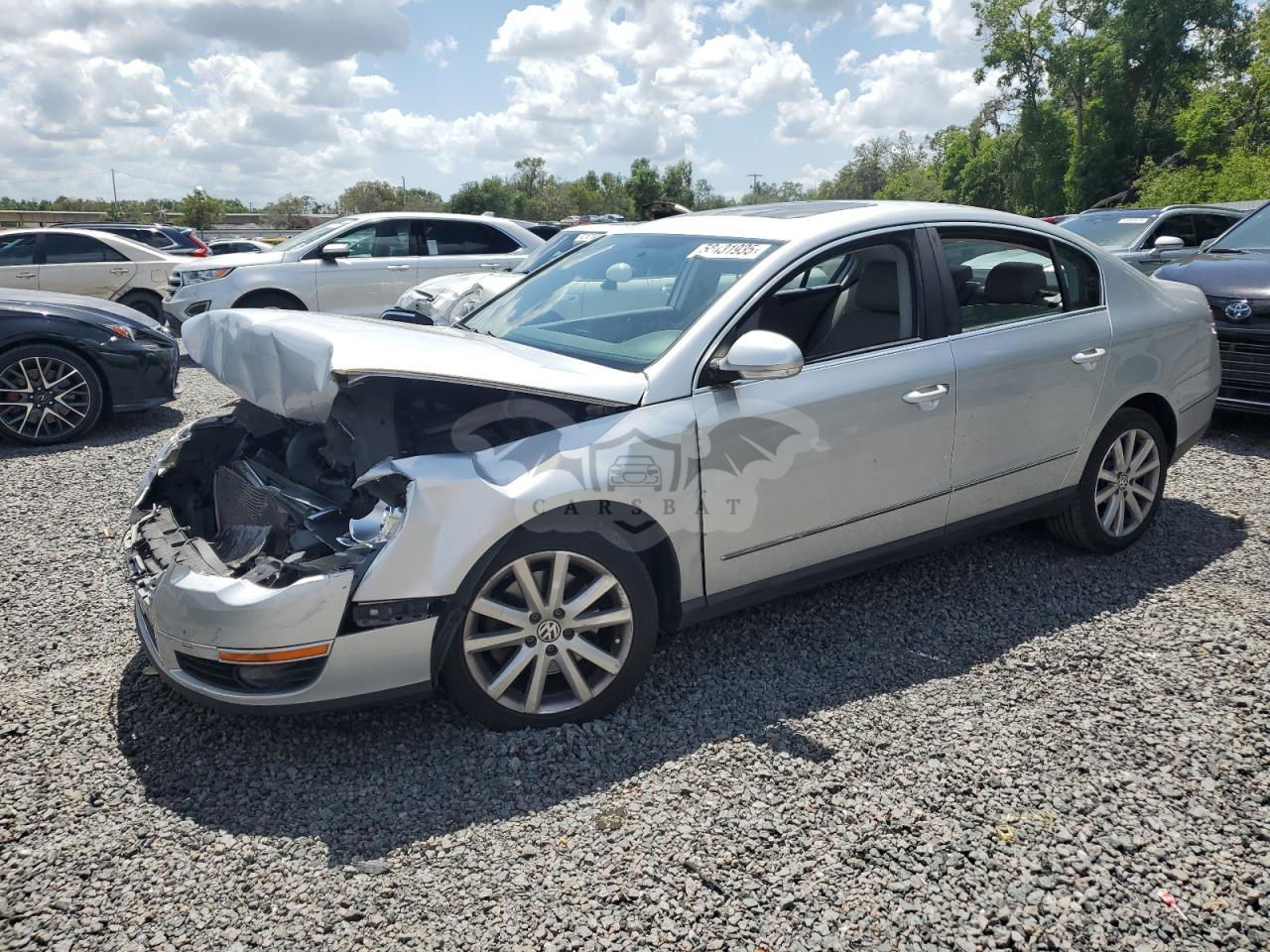 Volkswagen Passat KOMFORT 2.0L  4 2010