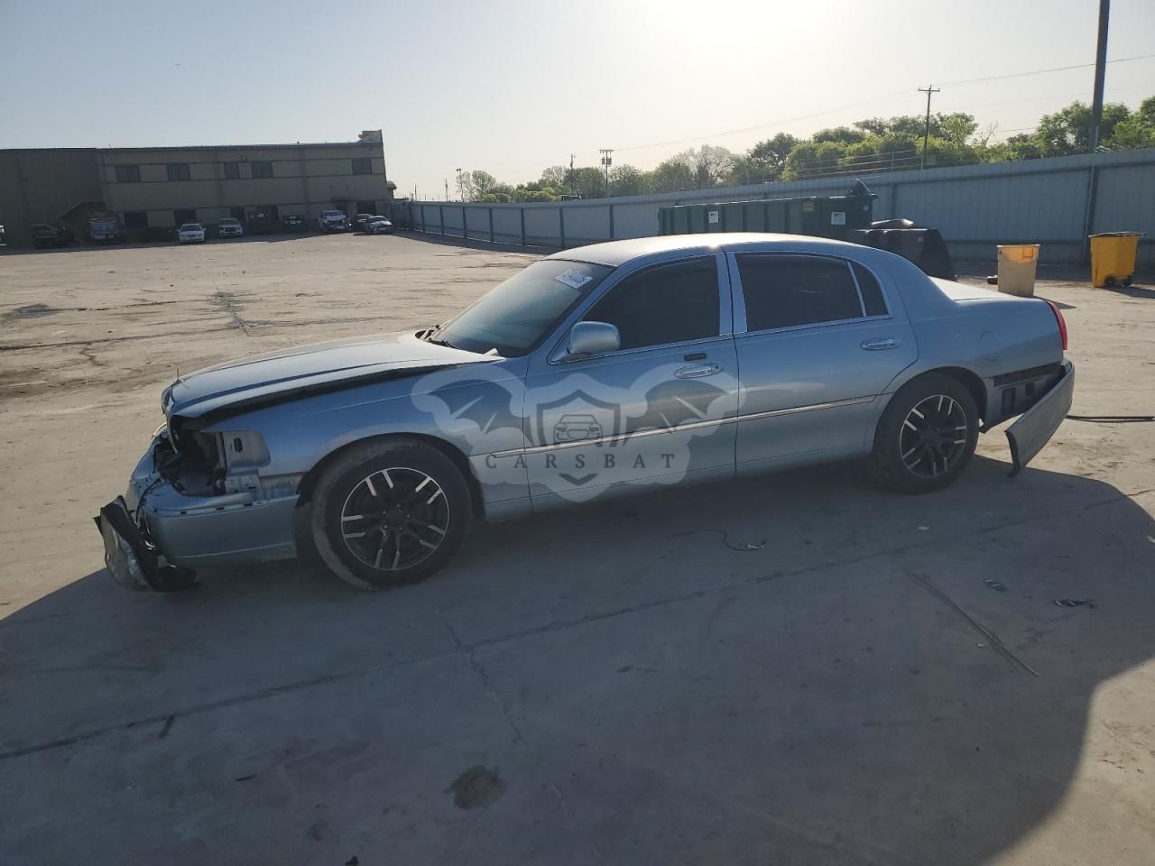 Lincoln Town Car SIGNATURE LIMITED 4.6L 8 2011