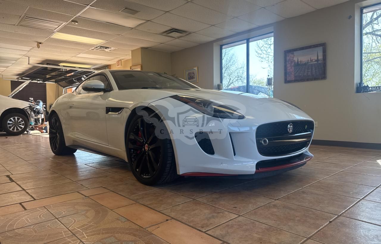 Jaguar F-Type R 5.0L 8 2015