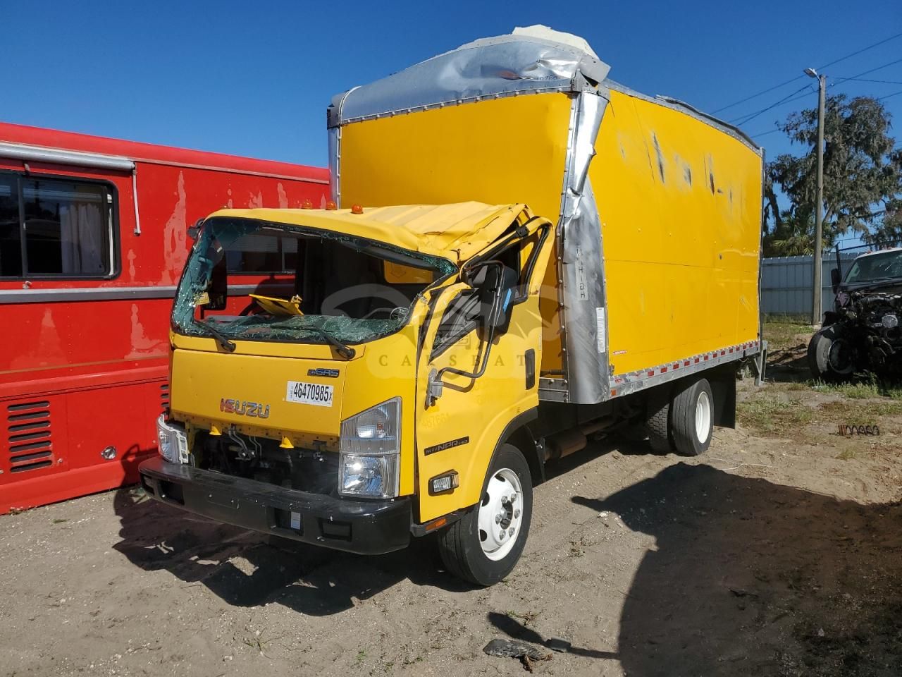 Isuzu NPR 6.6L 8 2021