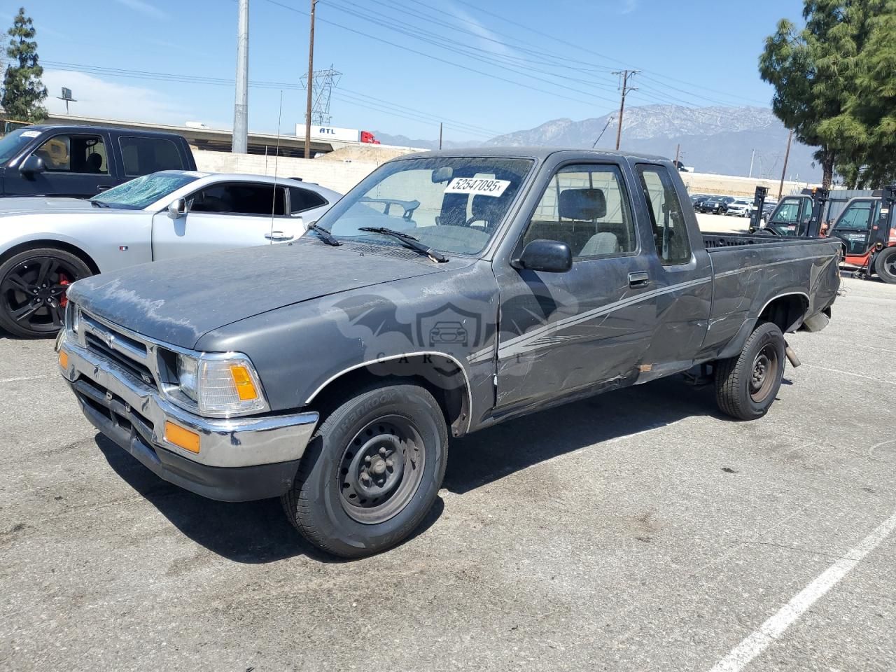 Toyota Hilux 1/2 TON EXTRA LONG WHEELBASE DLX 3.0L 6 1992
