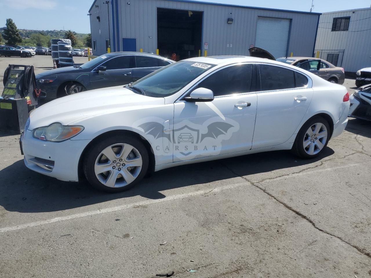 Jaguar XF 5.0L 8 2011