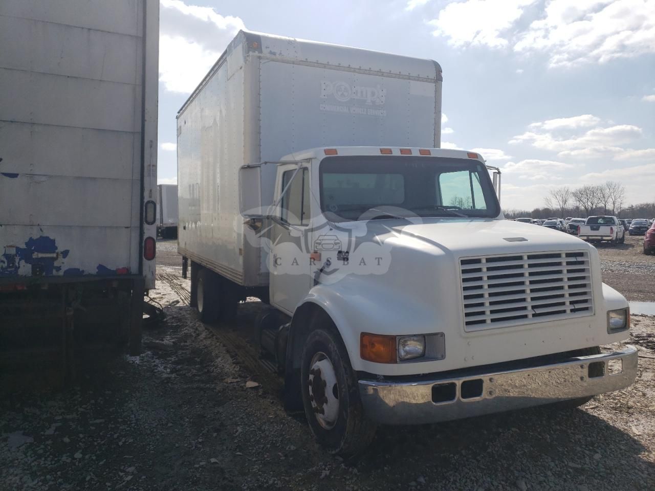 International 4700 / 4900 4700 8 1997