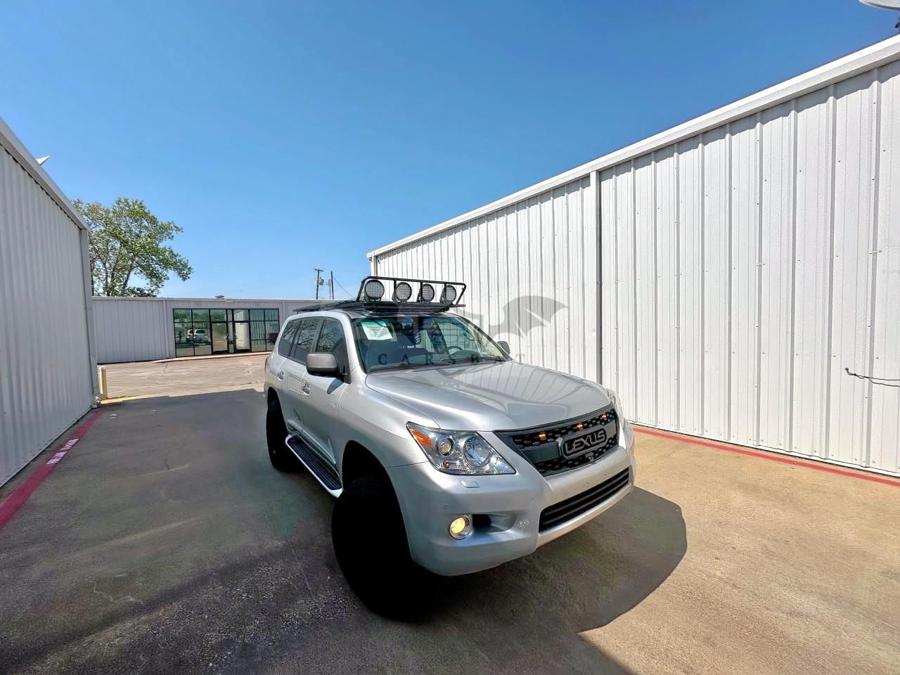 Lexus LX 570 5.7L 8 2011
