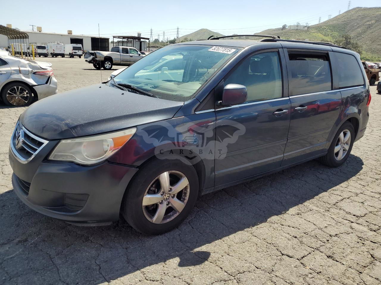 Volkswagen Routan SE 3.8L  6 2009