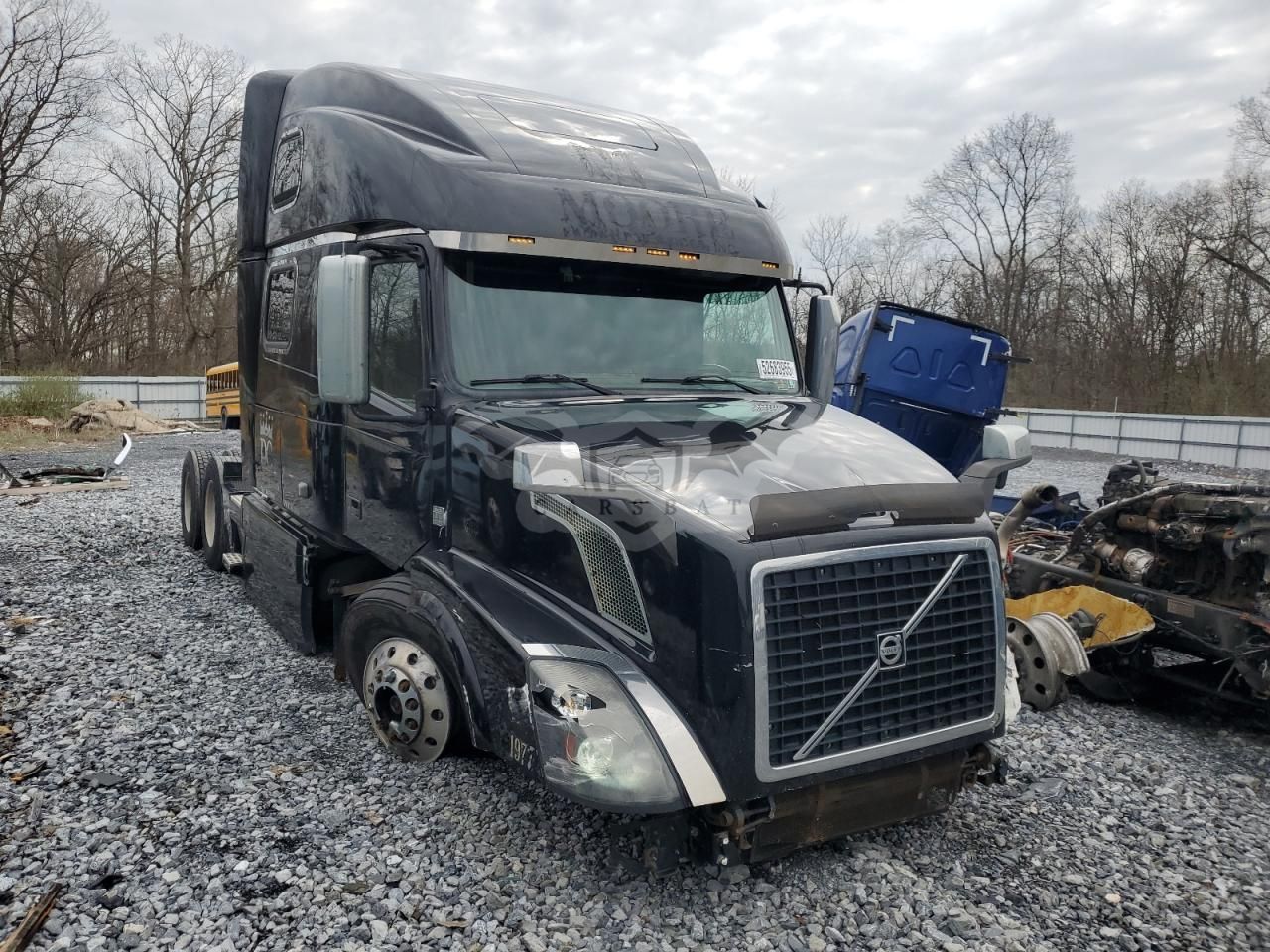 Volvo VN VNL 12.8L 6 2010