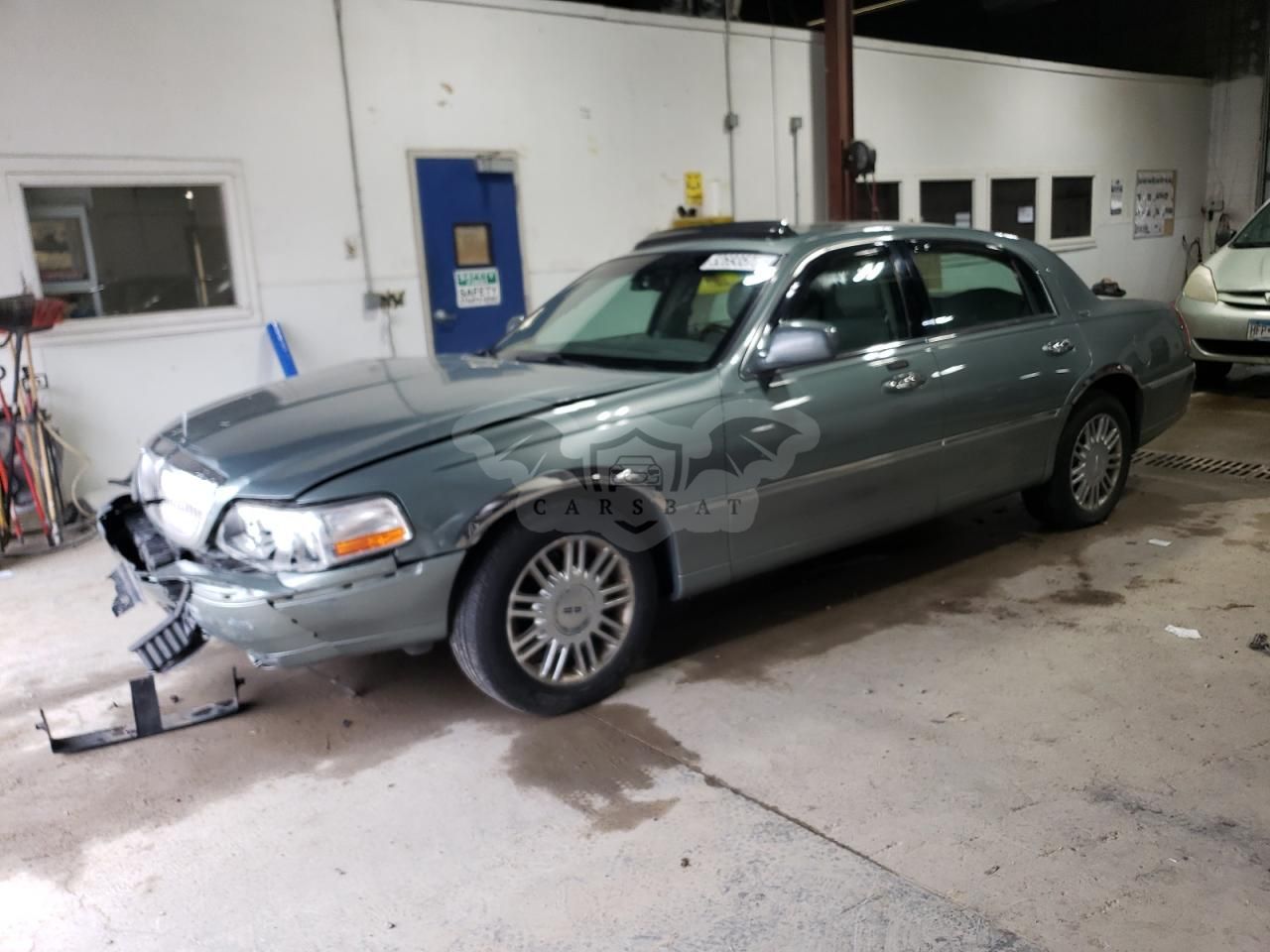 Lincoln Town Car SIGNATURE LIMITED 4.6L 8 2006