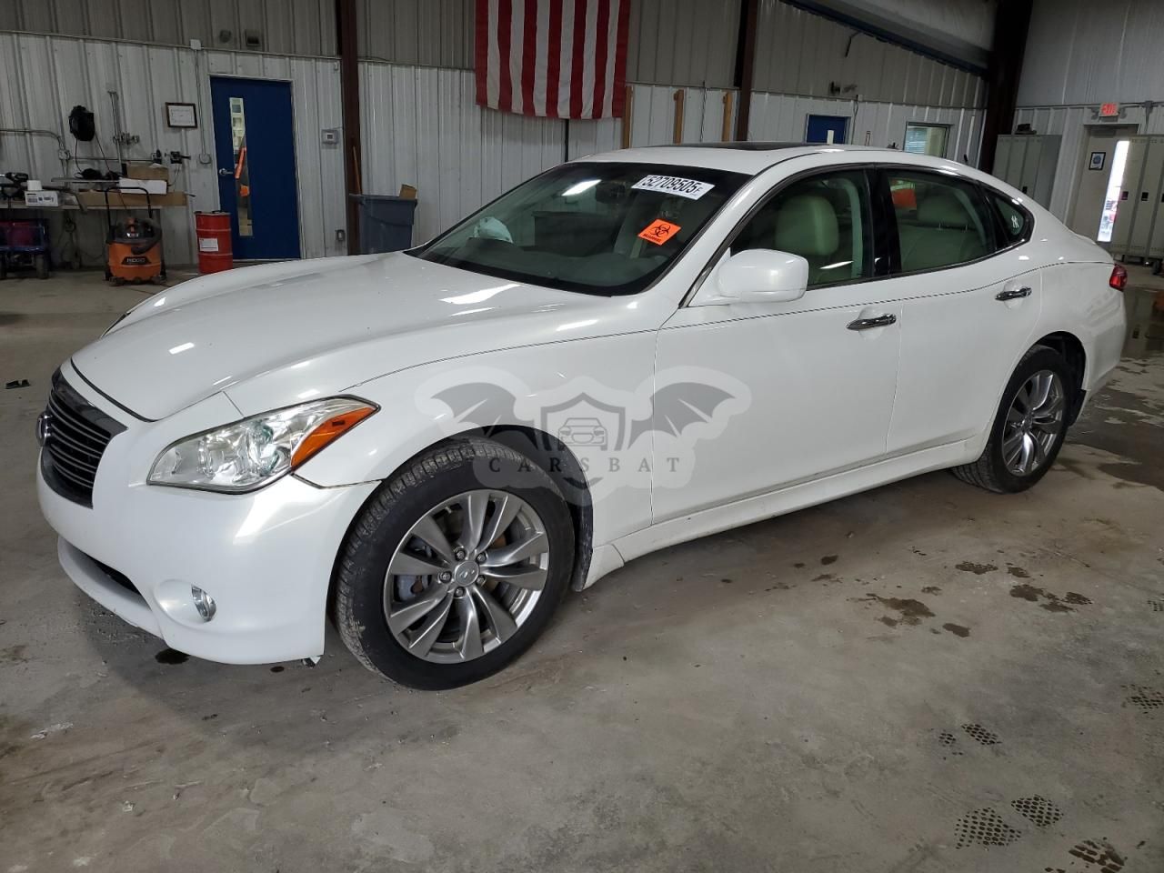 Infiniti M37 X 3.7L 6 2011
